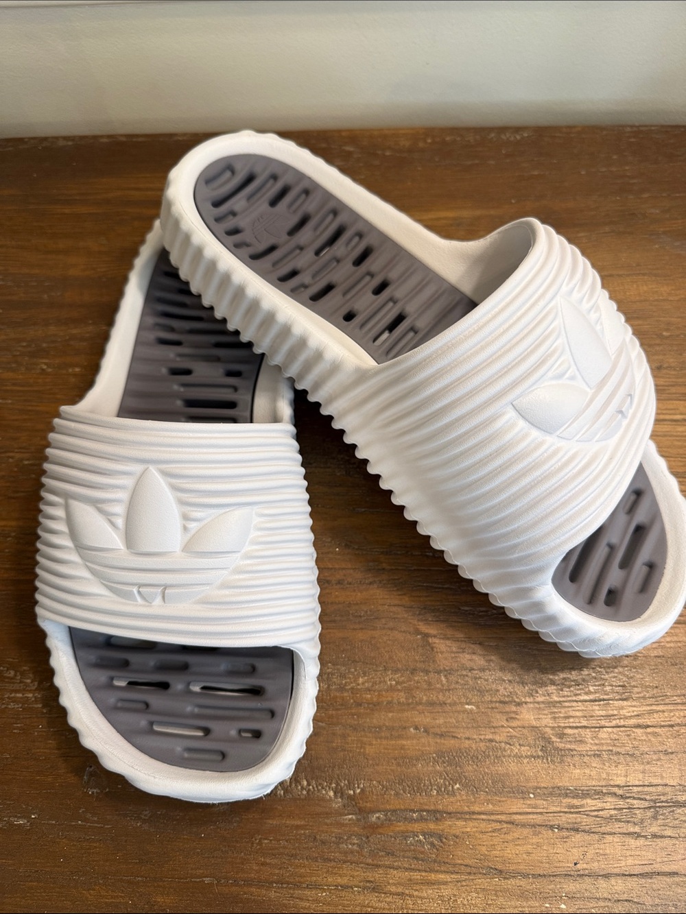 adidas Adilette 25 Crystal White /Gray Slides